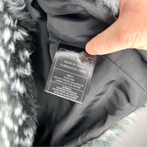 Anthropologie Pins & Needles Faux Fur Spotted Shag Vest Size Extra Small - Picture 4 of 9